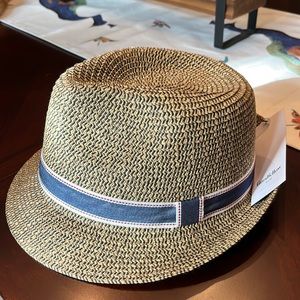 Fedora hat, size M/L brand new.